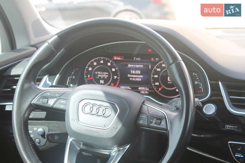 Внедорожник / Кроссовер Audi Q7 2015 в Львове