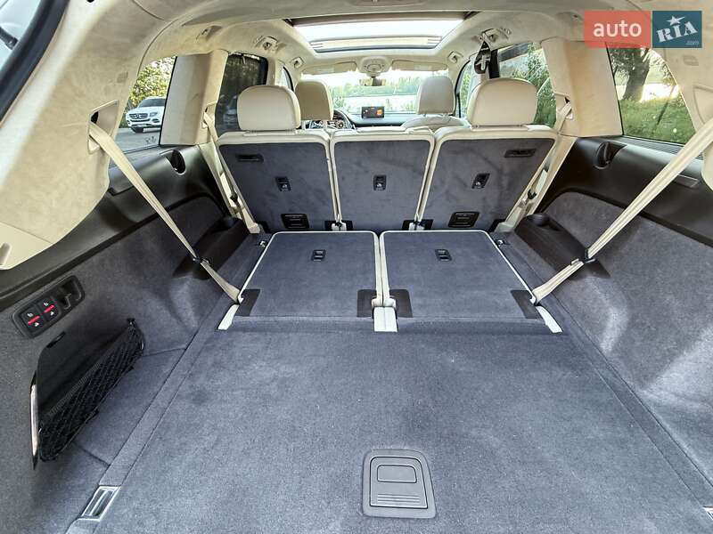 Внедорожник / Кроссовер Audi Q7 2016 в Киеве