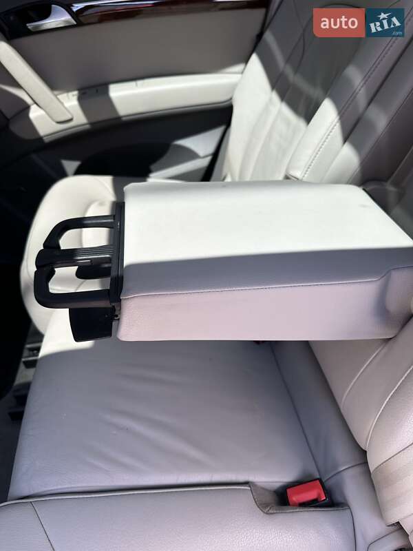 Внедорожник / Кроссовер Audi Q7 2013 в Белогородке