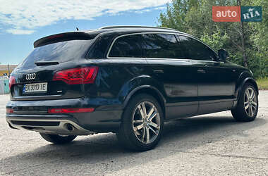 Внедорожник / Кроссовер Audi Q7 2009 в 