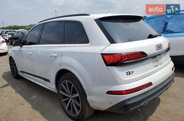 Внедорожник / Кроссовер Audi Q7 2022 в 