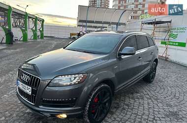 Позашляховик / Кросовер Audi Q7 2015 в Києві
