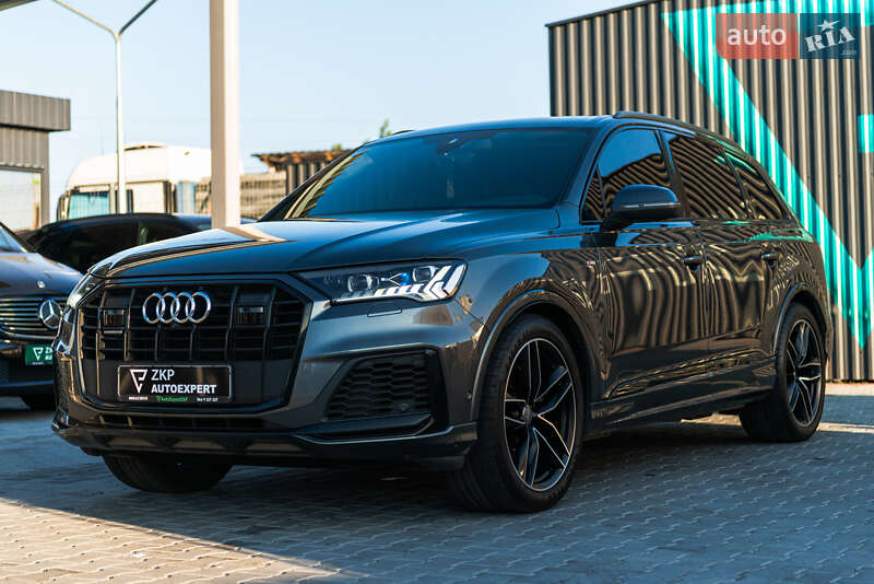 Внедорожник / Кроссовер Audi Q7 2019 в Мукачево