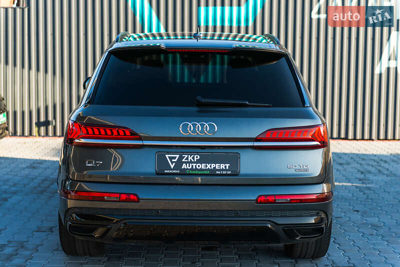 Внедорожник / Кроссовер Audi Q7 2019 в Мукачево