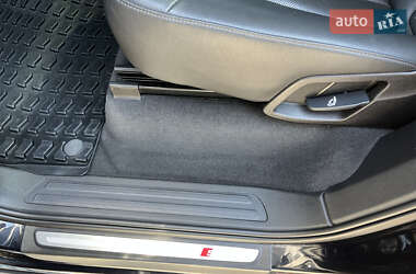 Позашляховик / Кросовер Audi Q7 2012 в 