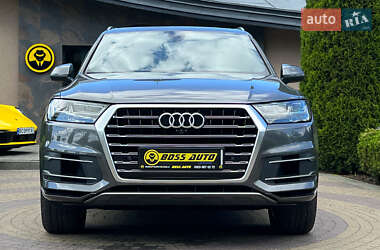 Внедорожник / Кроссовер Audi Q7 2018 в 