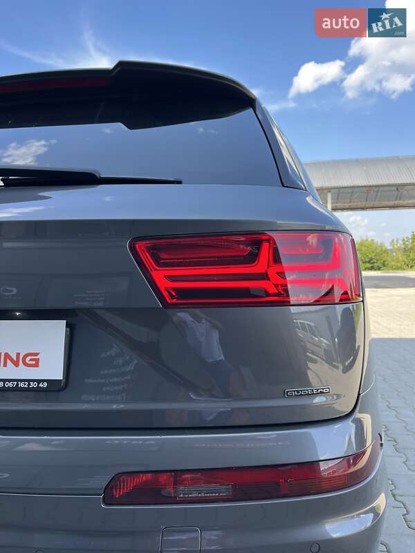 Позашляховик / Кросовер Audi Q7 2019 в Львові
