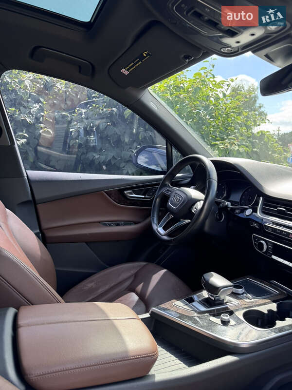 Внедорожник / Кроссовер Audi Q7 2016 в Львове