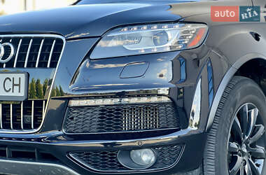 Внедорожник / Кроссовер Audi Q7 2015 в 