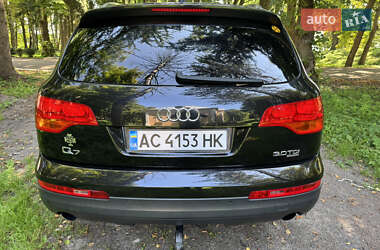 Позашляховик / Кросовер Audi Q7 2007 в 