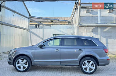 Внедорожник / Кроссовер Audi Q7 2012 в 