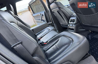 Внедорожник / Кроссовер Audi Q7 2012 в 