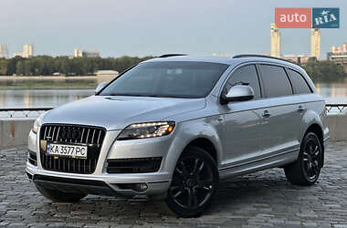 Внедорожник / Кроссовер Audi Q7 2013 в 