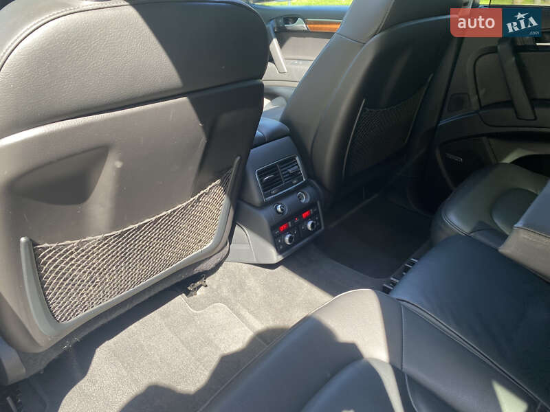 Внедорожник / Кроссовер Audi Q7 2014 в Хмельницком