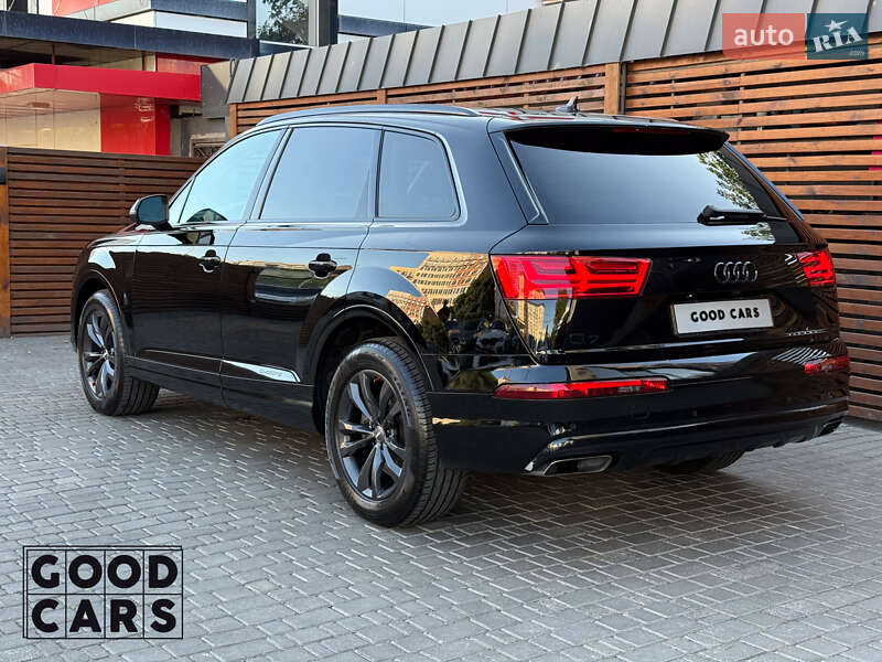 Позашляховик / Кросовер Audi Q7 2019 в Одесі