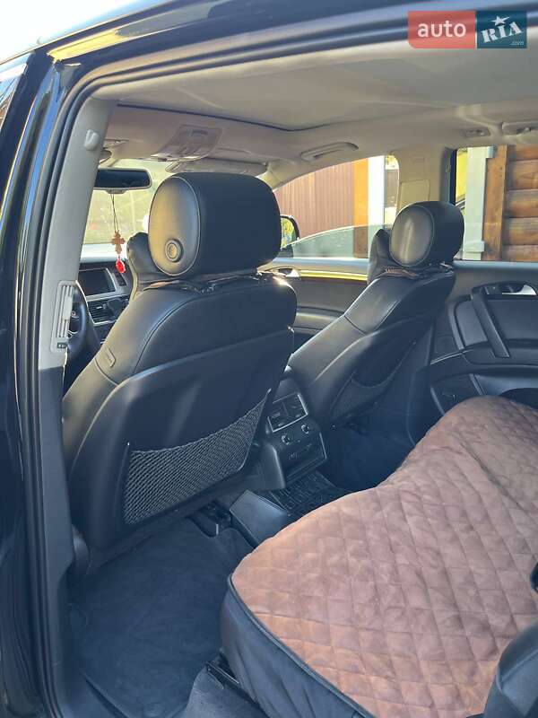 Внедорожник / Кроссовер Audi Q7 2012 в Луцке