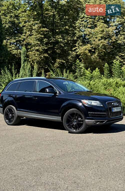 Позашляховик / Кросовер Audi Q7 2012 в Бурштині