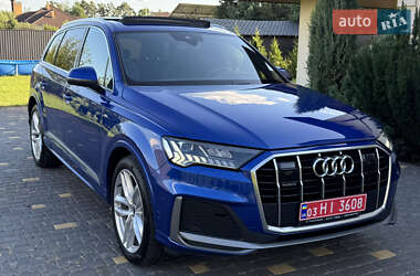 Внедорожник / Кроссовер Audi Q7 2021 в 