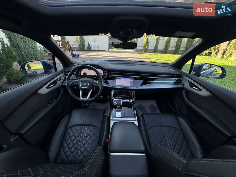 Внедорожник / Кроссовер Audi Q7 2021 в Киеве