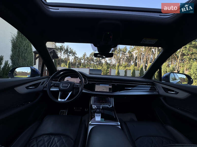 Внедорожник / Кроссовер Audi Q7 2021 в Киеве