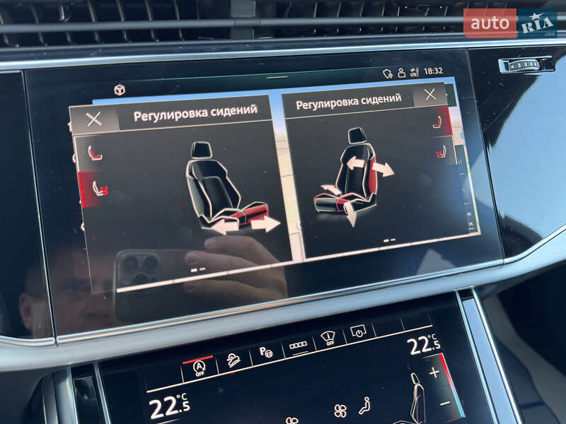 Внедорожник / Кроссовер Audi Q7 2021 в Киеве