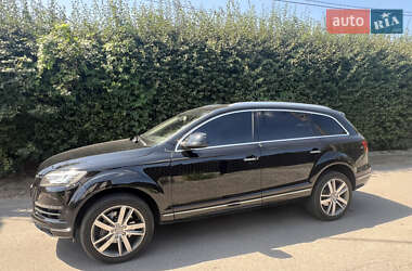 Внедорожник / Кроссовер Audi Q7 2013 в 