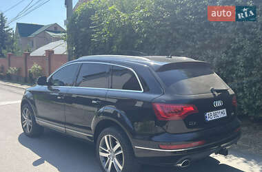 Внедорожник / Кроссовер Audi Q7 2013 в 