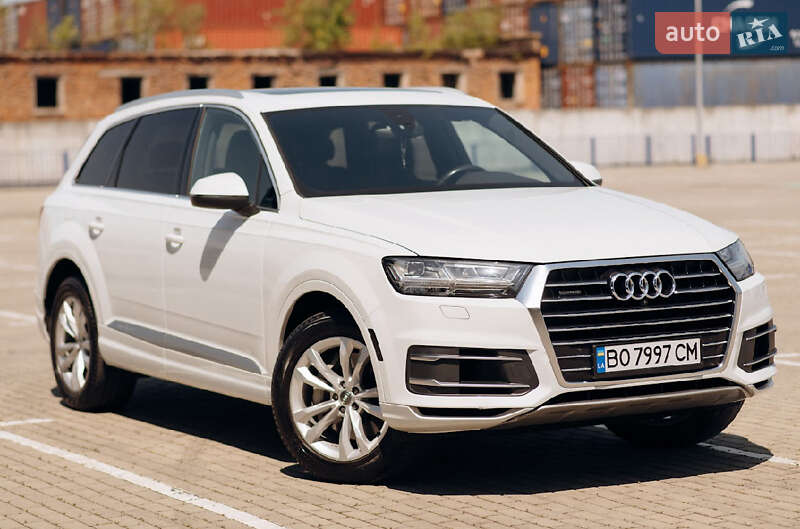 Внедорожник / Кроссовер Audi Q7 2018 в Тернополе