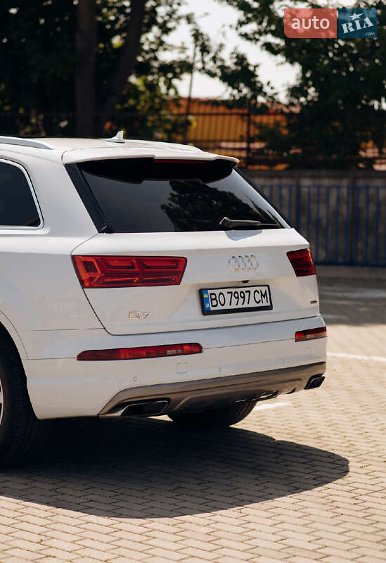 Внедорожник / Кроссовер Audi Q7 2018 в Тернополе