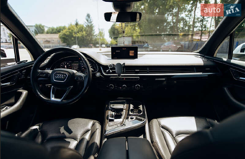 Внедорожник / Кроссовер Audi Q7 2018 в Тернополе
