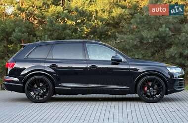 Внедорожник / Кроссовер Audi Q7 2019 в 