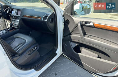 Внедорожник / Кроссовер Audi Q7 2014 в 