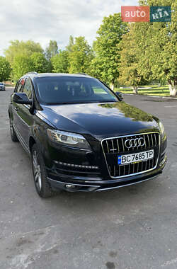 Внедорожник / Кроссовер Audi Q7 2012 в 
