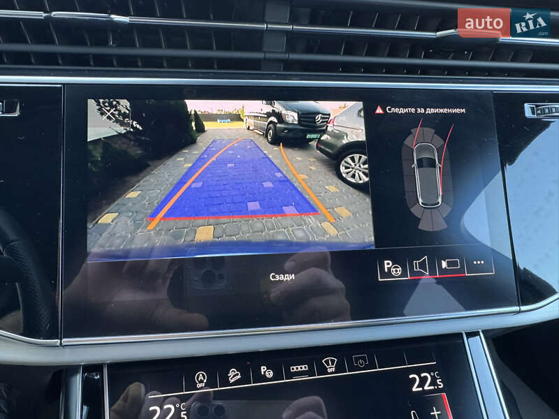 Внедорожник / Кроссовер Audi Q7 2021 в Киеве