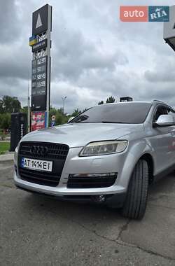 Внедорожник / Кроссовер Audi Q7 2006 в 