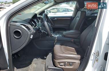 Внедорожник / Кроссовер Audi Q7 2013 в 