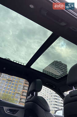 Внедорожник / Кроссовер Audi Q7 2015 в 