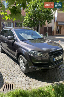 Позашляховик / Кросовер Audi Q7 2006 в Мукачевому