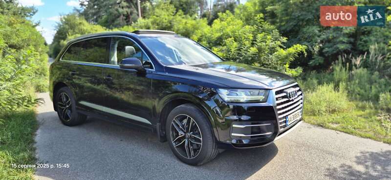 Внедорожник / Кроссовер Audi Q7 2016 в Киеве