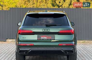 Внедорожник / Кроссовер Audi Q7 2021 в 