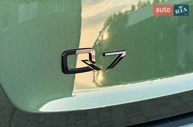 Внедорожник / Кроссовер Audi Q7 2021 в 