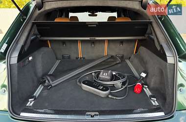 Внедорожник / Кроссовер Audi Q7 2021 в 