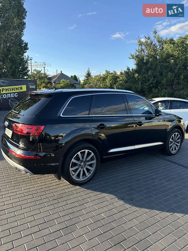 Внедорожник / Кроссовер Audi Q7 2017 в Харькове фото 5 Внедорожник / Кроссовер Audi Q7 2017 в Харькове