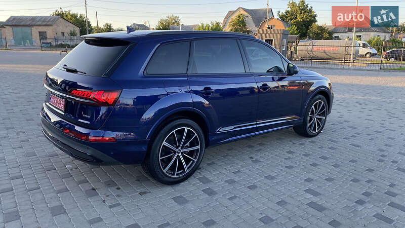 Внедорожник / Кроссовер Audi Q7 2021 в Белой Церкви