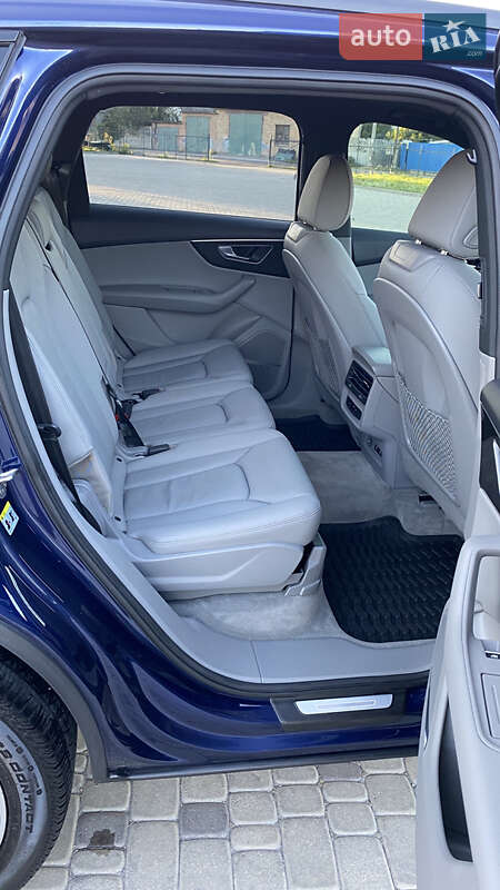 Внедорожник / Кроссовер Audi Q7 2021 в Белой Церкви