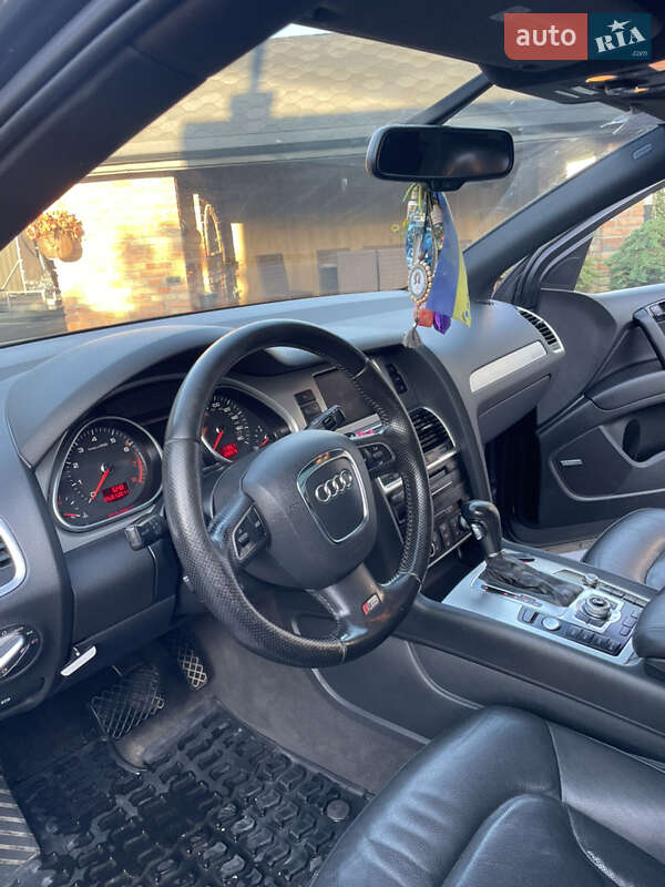 Внедорожник / Кроссовер Audi Q7 2011 в Львове