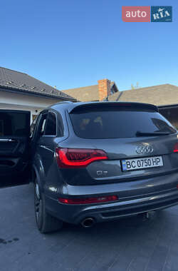 Внедорожник / Кроссовер Audi Q7 2011 в 