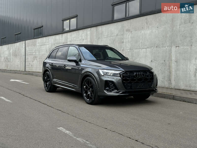 Внедорожник / Кроссовер Audi Q7 2025 в Киеве