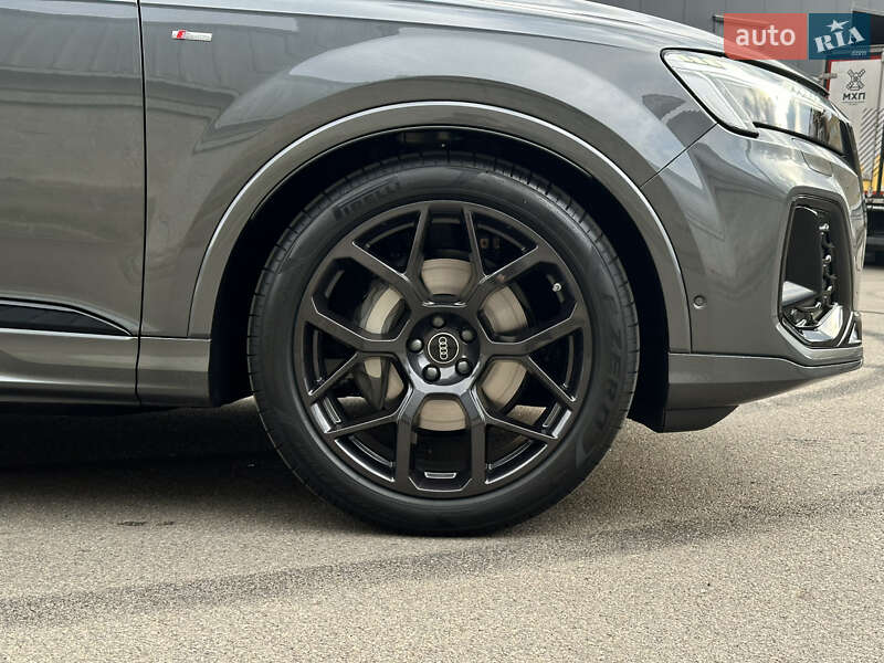 Внедорожник / Кроссовер Audi Q7 2025 в Киеве