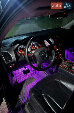 Внедорожник / Кроссовер Audi Q7 2007 в 